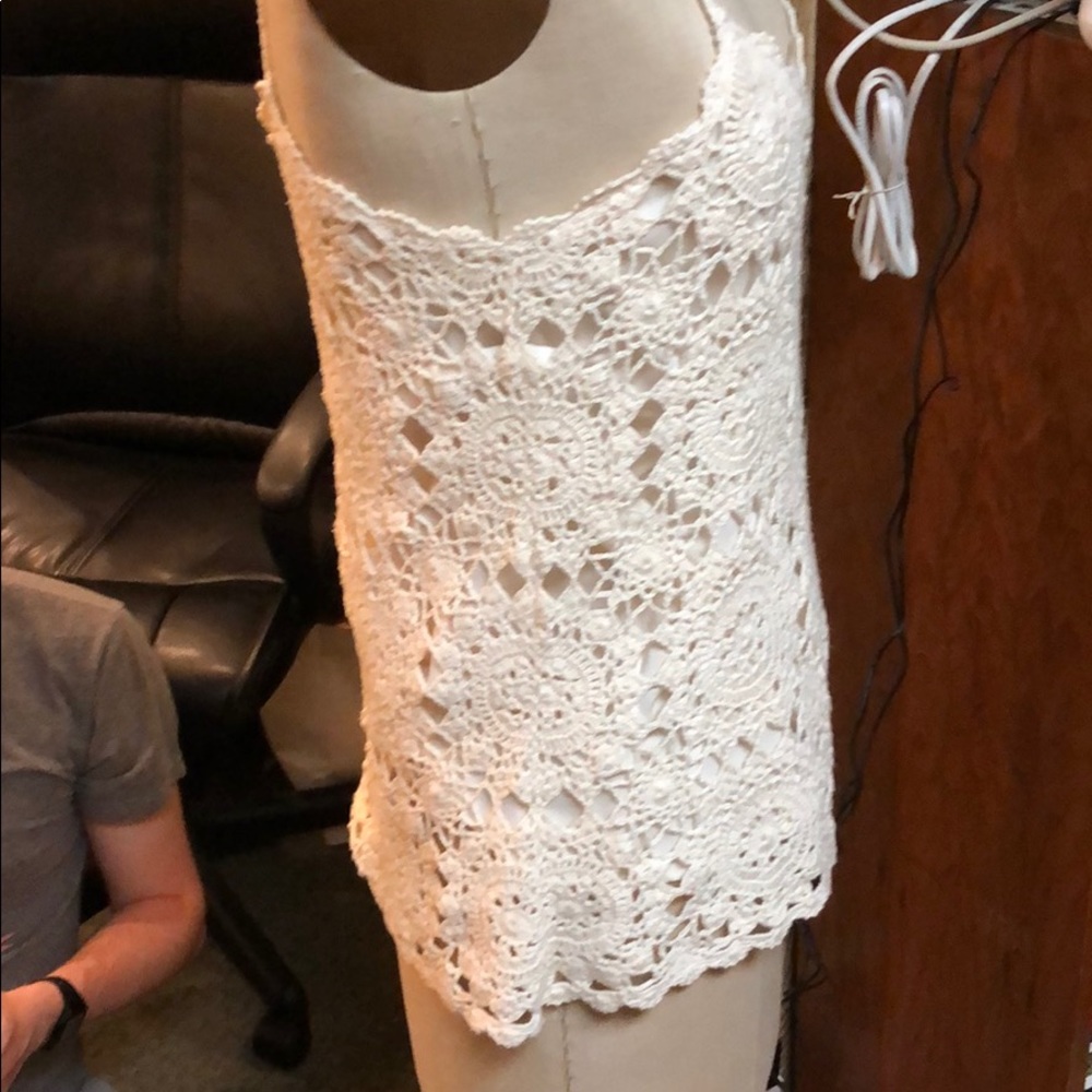 Lauren Ralph Lauren cream colored crochet knit top - Picture 3 of 8